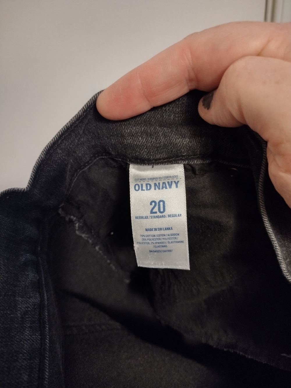 Old Navy Black Skinny Jeans for Women - Picture 4 of 4